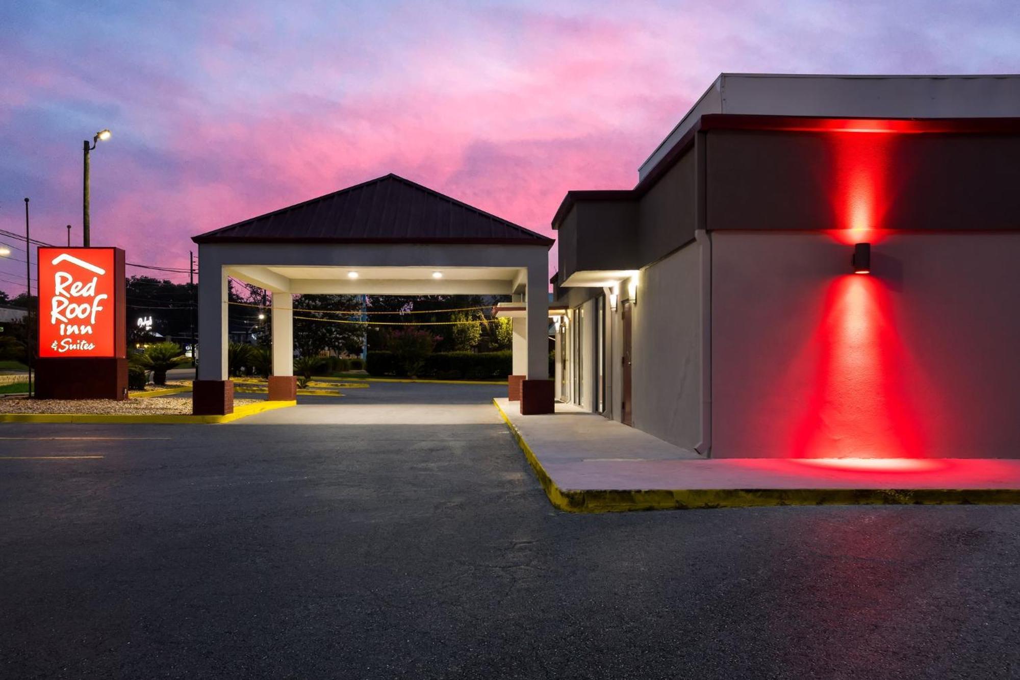 Red Roof Inn & Suites Statesboro - University Exterior foto