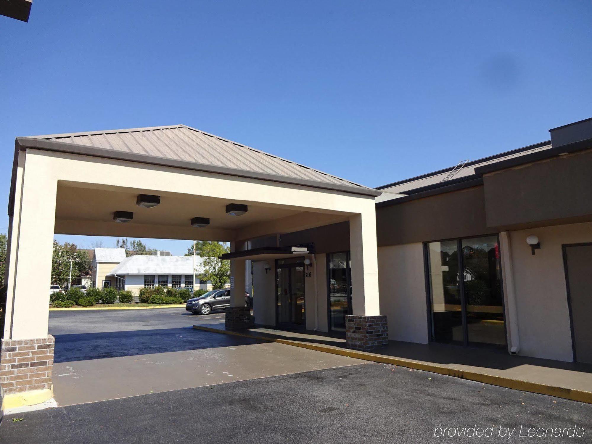 Red Roof Inn & Suites Statesboro - University Exterior foto